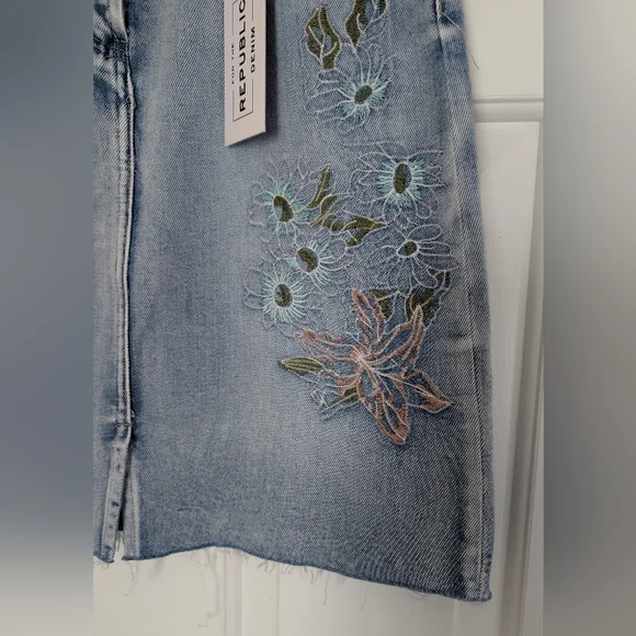 For The Republic Embroidered Denim Skirt - Picture 4 of 7